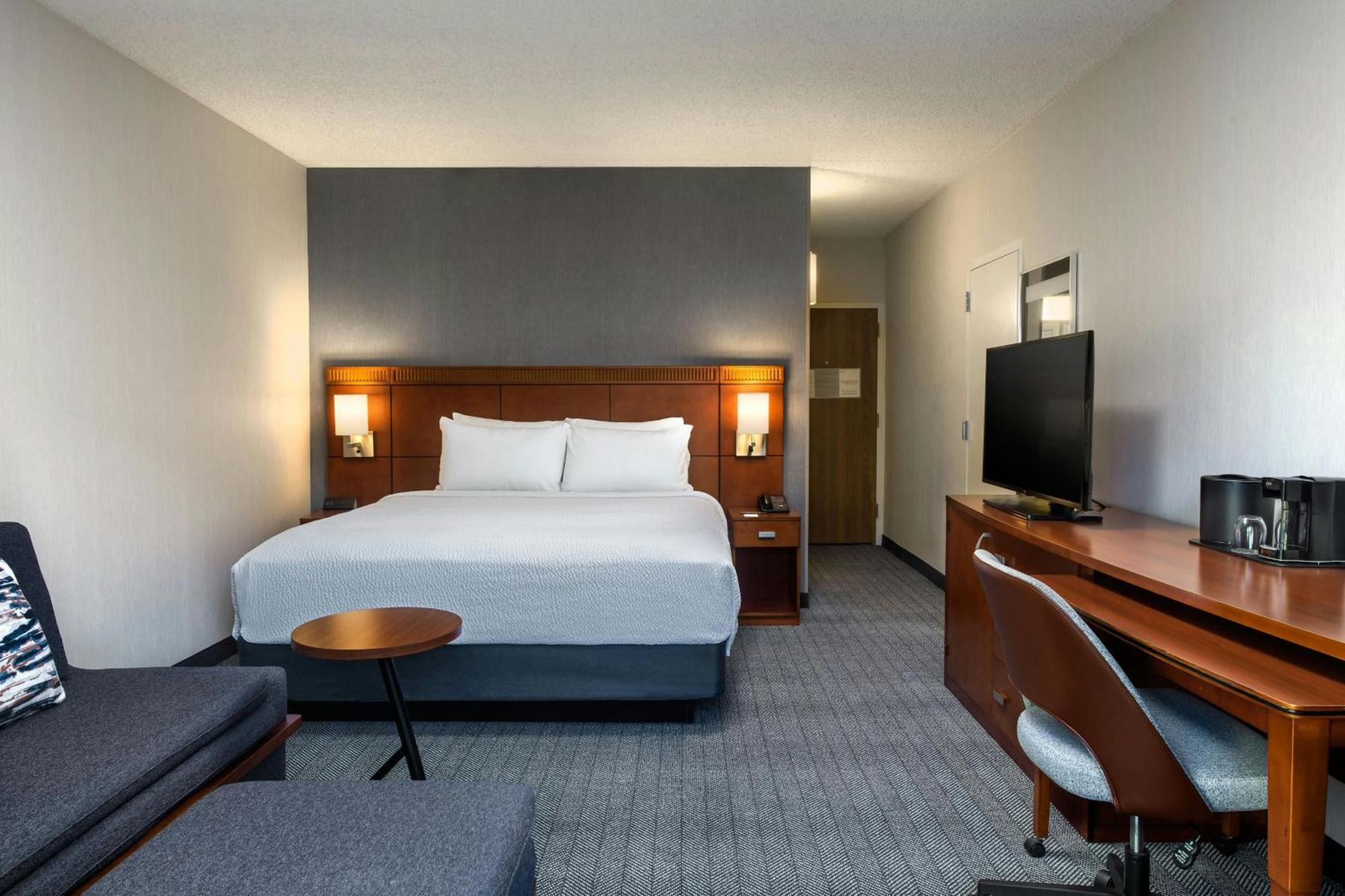 Courtyard By Marriott Phoenix North Exterior foto