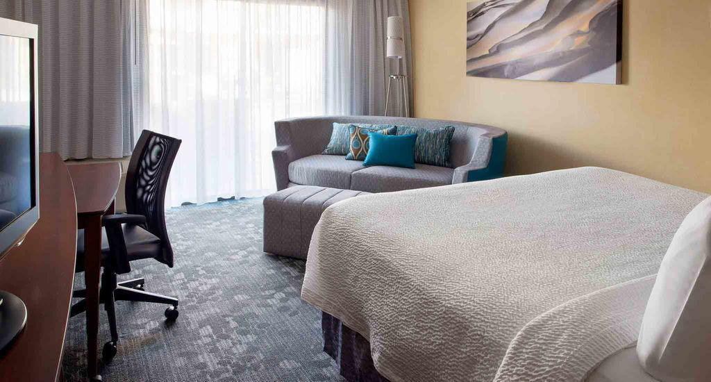 Courtyard By Marriott Phoenix North Exterior foto